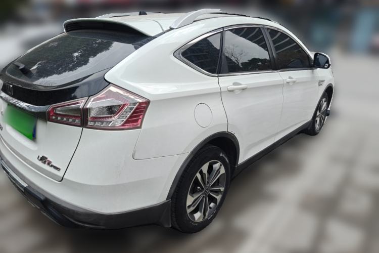 Used Luxgen U6 SUV 2014 2.0T Fashion Edition Rear Right 45 Deg