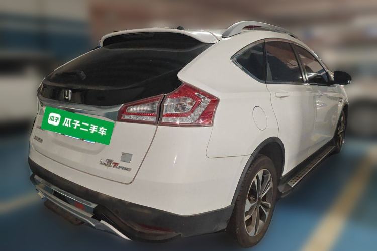Used Luxgen U6 SUV 2014 1.8T Fashion Edition Rear Right 45 Deg
