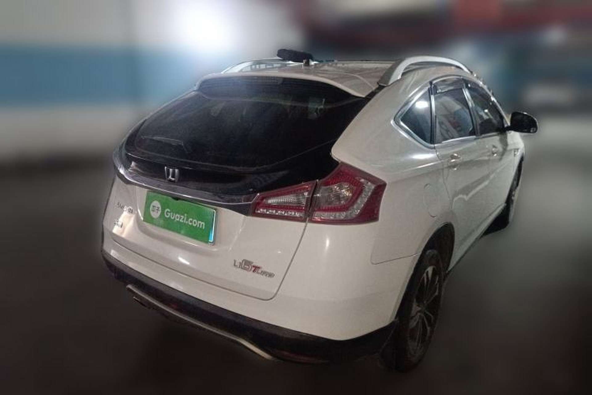 Used Luxgen U6 SUV 2014 1.8T Fashion Edition Rear Right 45 Deg