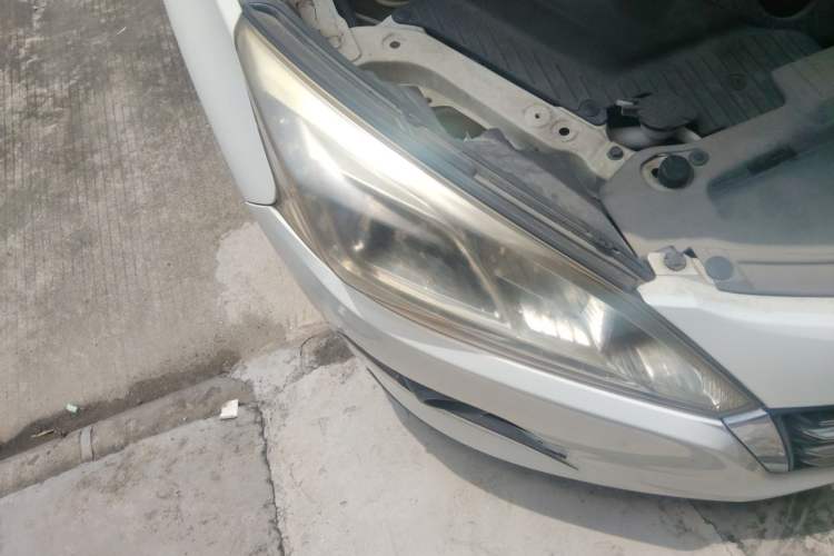 Used Luxgen U6 SUV 2014 1.8T Fashion Edition Right Front Headlight