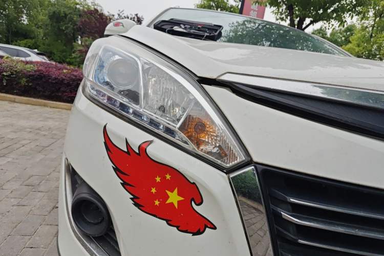 Used Luxgen U6 SUV 2014 1.8T New Innovation Type Right Front Headlight