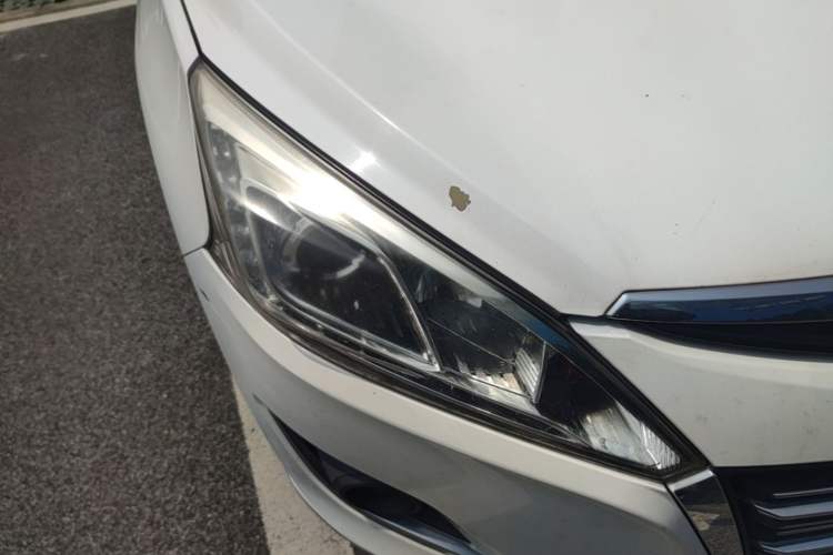 Used Luxgen U6 SUV 2014 1.8T Fashion Edition Right Front Headlight