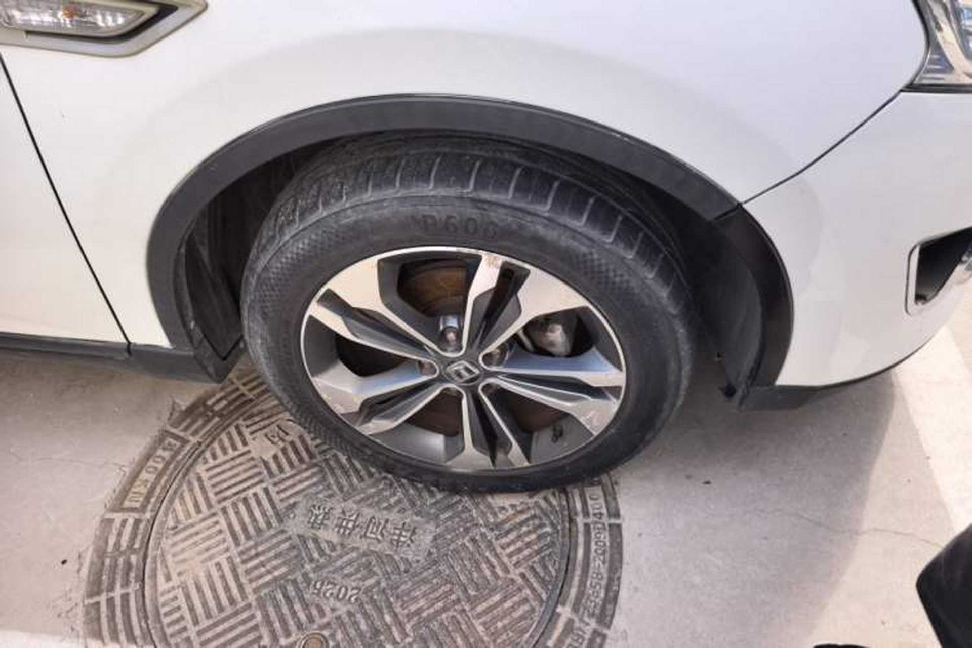Used Luxgen U6 SUV 2014 1.8T Fashion Edition Right Front Wheel Hub