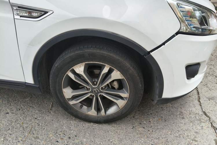 Used Luxgen U6 SUV 2014 1.8T Fashion Edition Right Front Wheel Hub