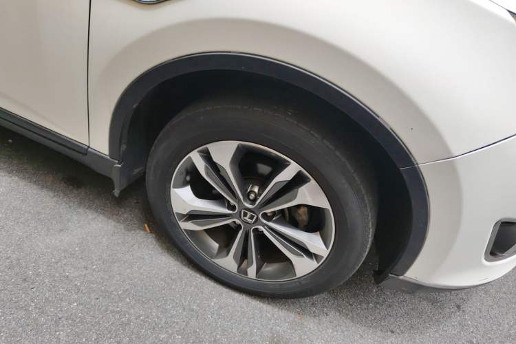 Used Luxgen U6 SUV 2014 1.8T Fashion Edition Right Front Wheel Hub