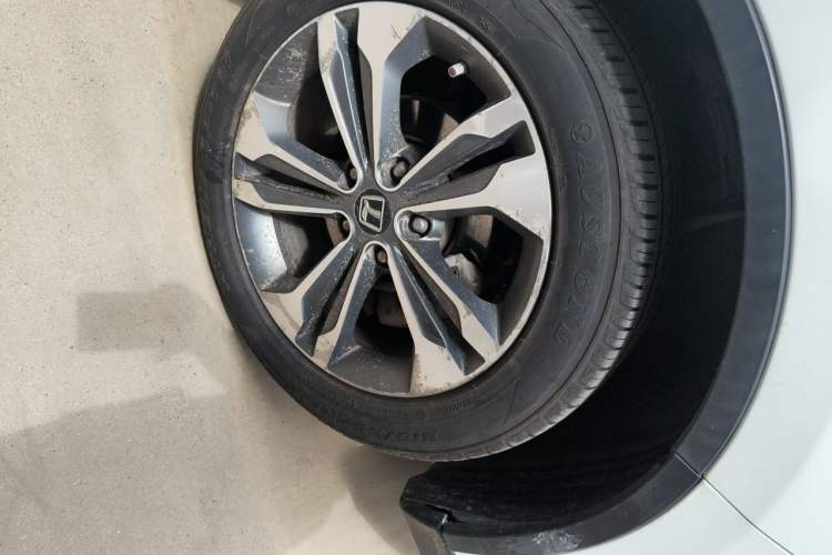Used Luxgen U6 SUV 2014 1.8T Fashion Edition Right Front Wheel Hub