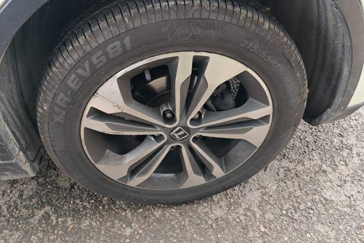 Used Luxgen U6 SUV 2014 1.8T Fashion Edition Right Front Wheel Hub