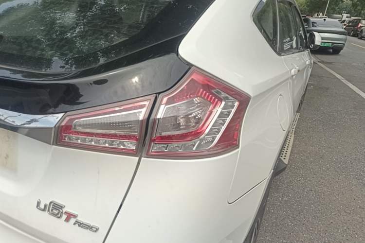 Used Luxgen U6 SUV 2014 1.8T Fashion Edition Right Rear Taillight