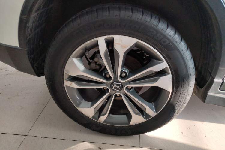 Used Luxgen U6 SUV 2014 1.8T Charm Version Right Rear Wheel Hub