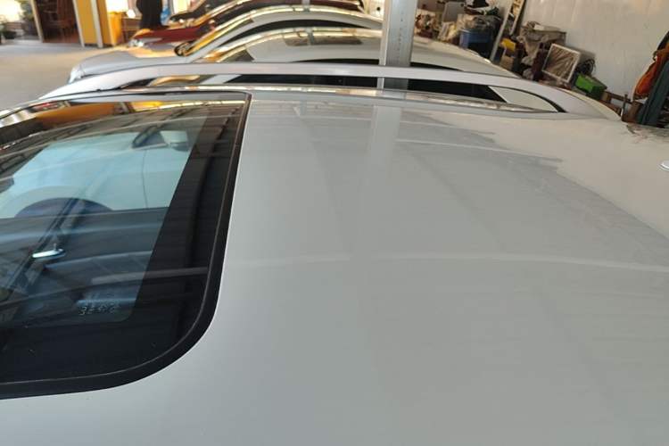 Used Luxgen U6 SUV 2014 1.8T ZhiZun Model Roof