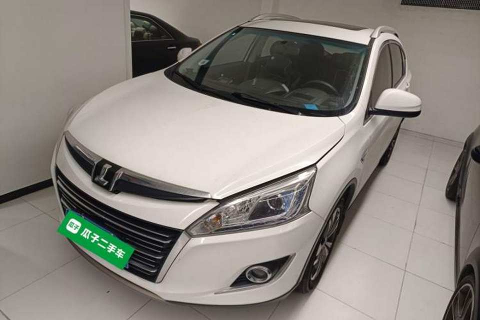 Luxgen U6 SUV 2014