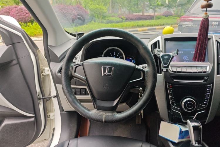 Used Luxgen U6 SUV 2014 1.8T Charm Version Steering Wheel