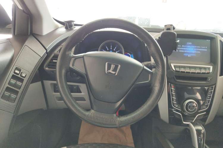 Used Luxgen U6 SUV 2014 1.8T Charm Version Steering Wheel