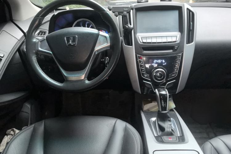 Used Luxgen U6 SUV 2014 2.0T Fashion Edition Steering Wheel