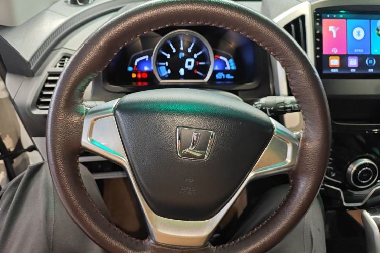Used Luxgen U6 SUV 2014 1.8T Fashion Edition Steering Wheel