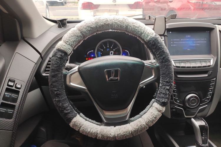 Used Luxgen U6 SUV 2014 1.8T Fashion Edition Steering Wheel