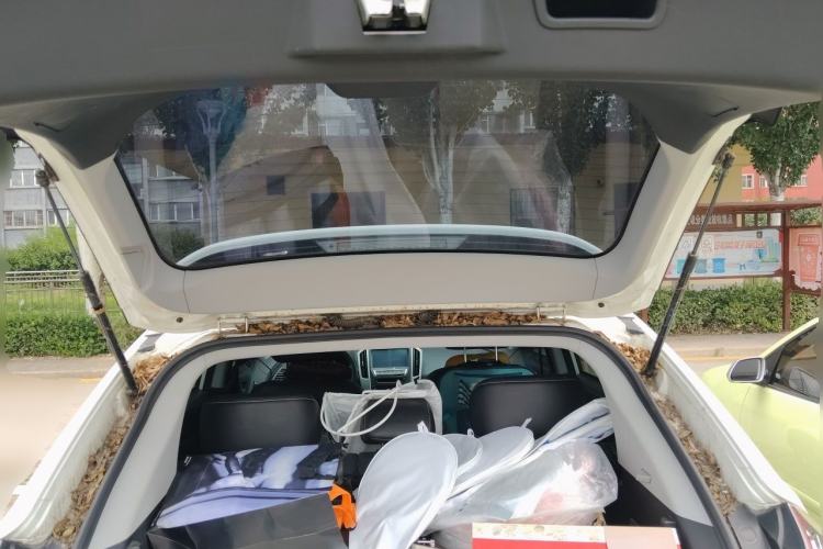 Used Luxgen U6 SUV 2014 1.8T Fashion Edition Trunk