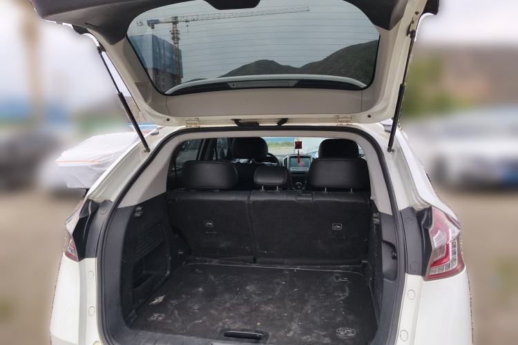 Used Luxgen U6 SUV 2014 1.8T Fashion Edition Trunk