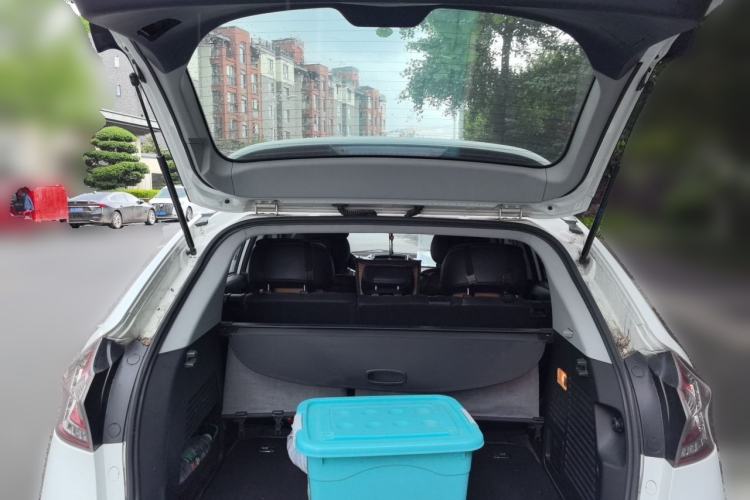Used Luxgen U6 SUV 2014 1.8T Fashion Edition Trunk