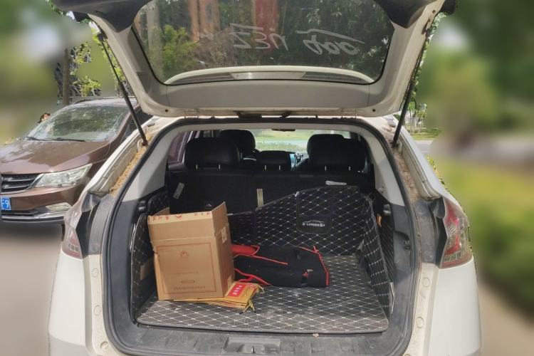 Used Luxgen U6 SUV 2014 1.8T Fashion Edition Trunk