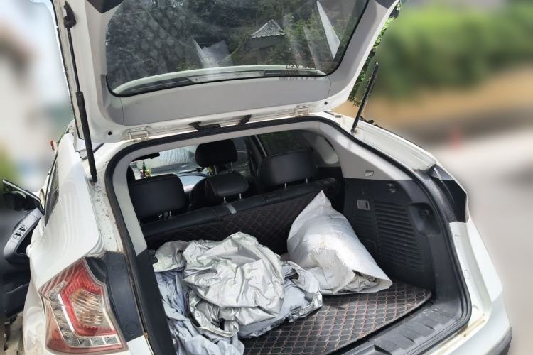 Used Luxgen U6 SUV 2014 1.8T Fashion Edition Trunk