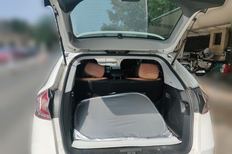 Used Luxgen U6 SUV 2014 1.8T Fashion Edition Trunk
