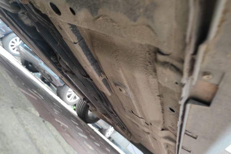 Used Luxgen U6 SUV 2014 2.0T ZhiZun Model Chassis Front Left