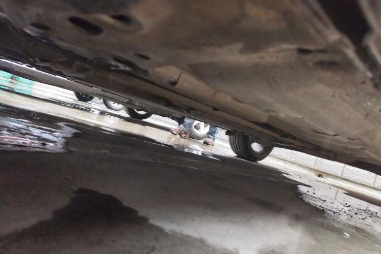 Used Luxgen U6 SUV 2014 1.8T Fashion Edition Chassis Front Left