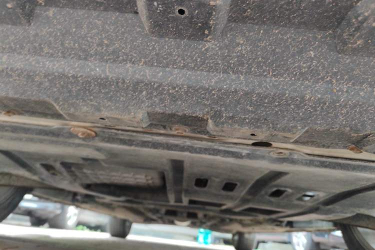 Used Luxgen U6 SUV 2014 2.0T ZhiZun Model Chassis Front