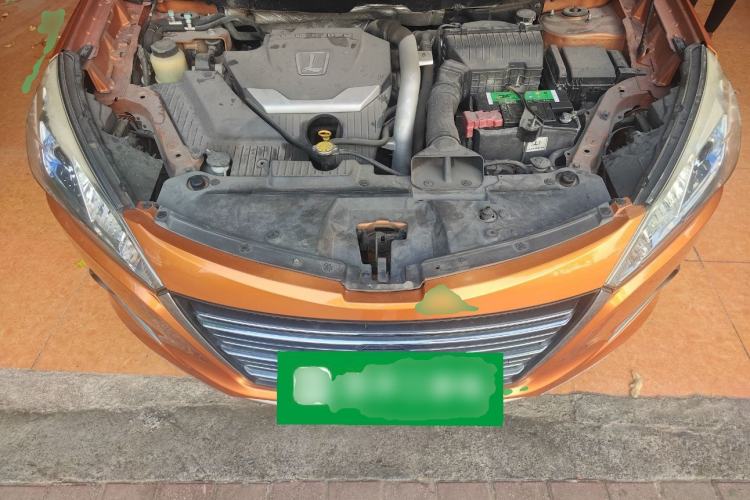 Used Luxgen U6 SUV 2014 1.8T Fashion Edition Engine Bay