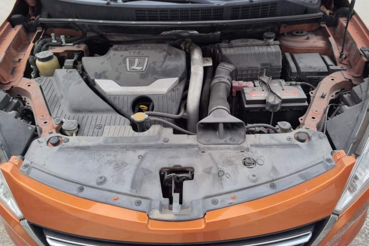 Used Luxgen U6 SUV 2014 1.8T Fashion Edition Engine Bay