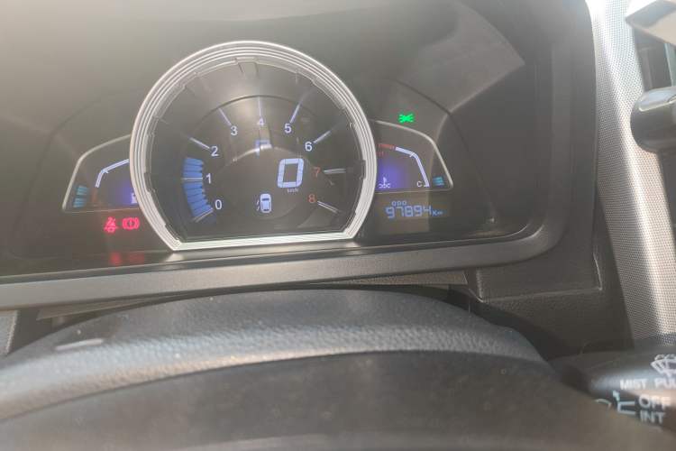 Used Luxgen U6 SUV 2014 1.8T Fashion Edition Odometer Close Up