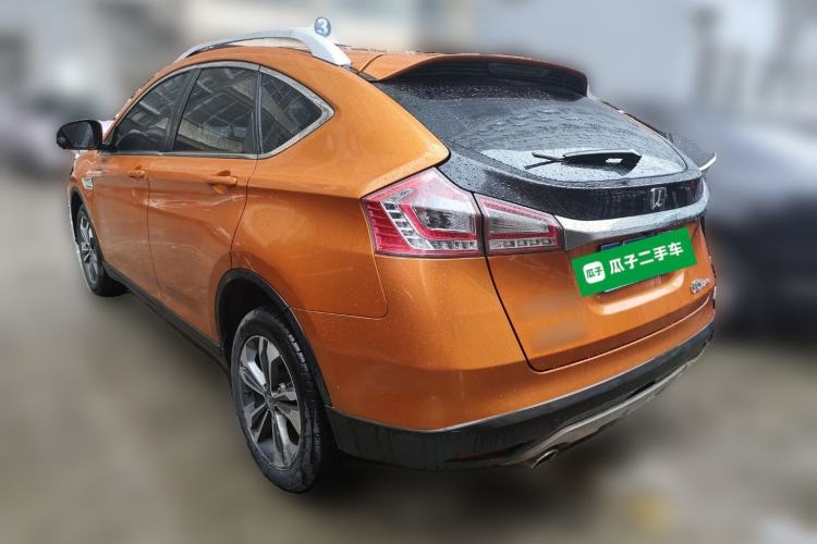 Used Luxgen U6 SUV 2014 1.8T Fashion Edition Rear Left 45 Deg