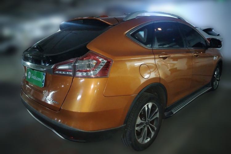 Used Luxgen U6 SUV 2014 1.8T ZhiZun Model Rear Right 45 Deg