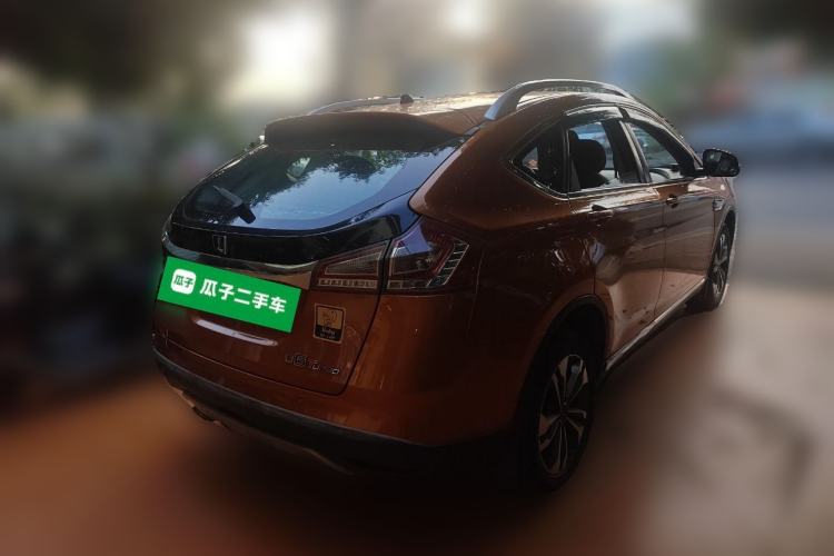 Used Luxgen U6 SUV 2014 1.8T Fashion Edition Rear Right 45 Deg