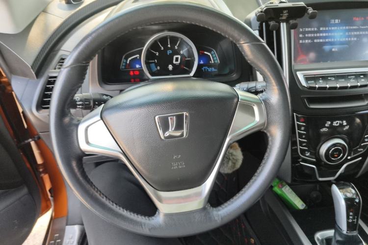 Used Luxgen U6 SUV 2014 1.8T Fashion Edition Steering Wheel