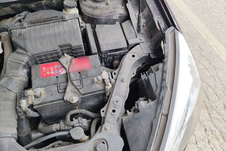Used Luxgen U6 SUV 2015 1.8T Fashion Edition Engine Bay Left