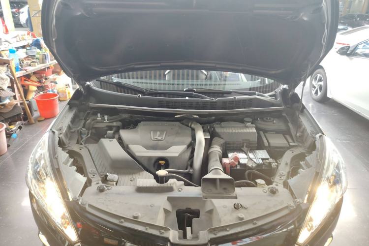 Used Luxgen U6 SUV 2015 1.8T Fashion Edition Engine Bay