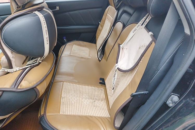 Used Luxgen U6 SUV 2015 1.8T Fashion Edition Left Rear Seat