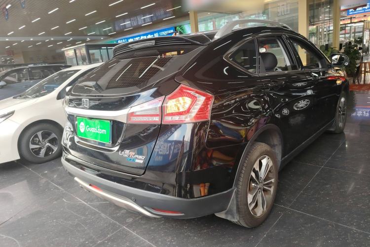 Used Luxgen U6 SUV 2015 1.8T Fashion Edition Rear Right 45 Deg
