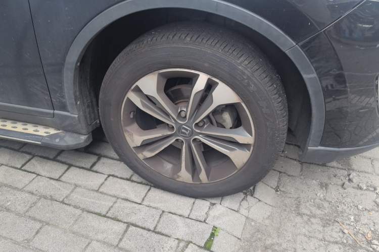 Used Luxgen U6 SUV 2015 1.8T Fashion Edition Right Front Wheel Hub