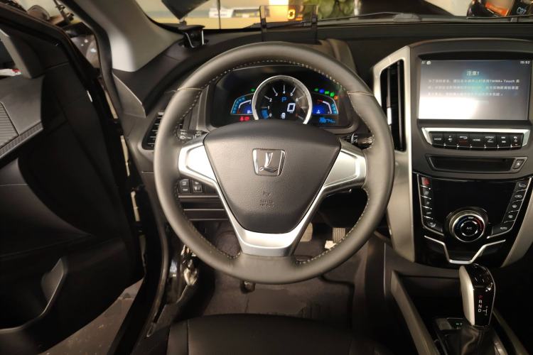 Used Luxgen U6 SUV 2015 1.8T Fashion Edition Steering Wheel