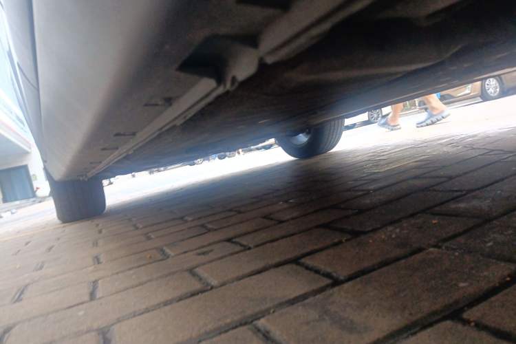 Used Luxgen U6 SUV 2015 1.8T ZhiZun Model Chassis Front Left