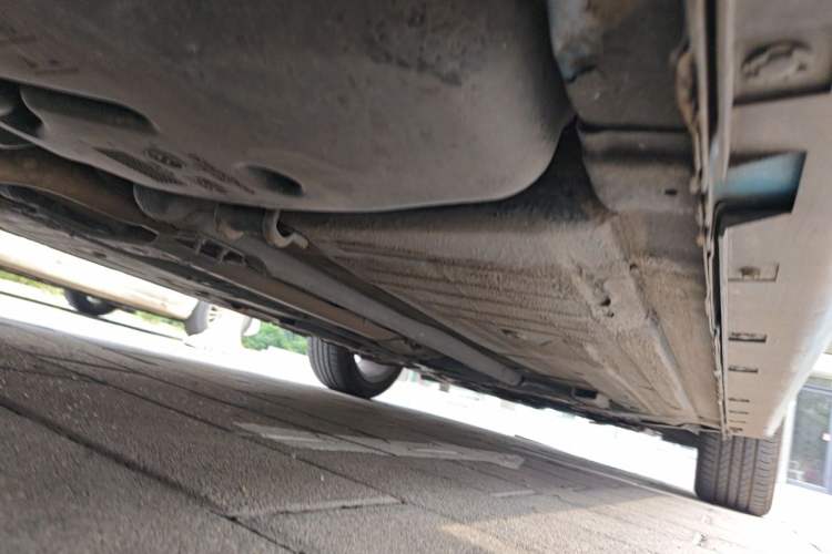 Used Luxgen U6 SUV 2015 1.8T Fashion Edition Chassis Rear Right