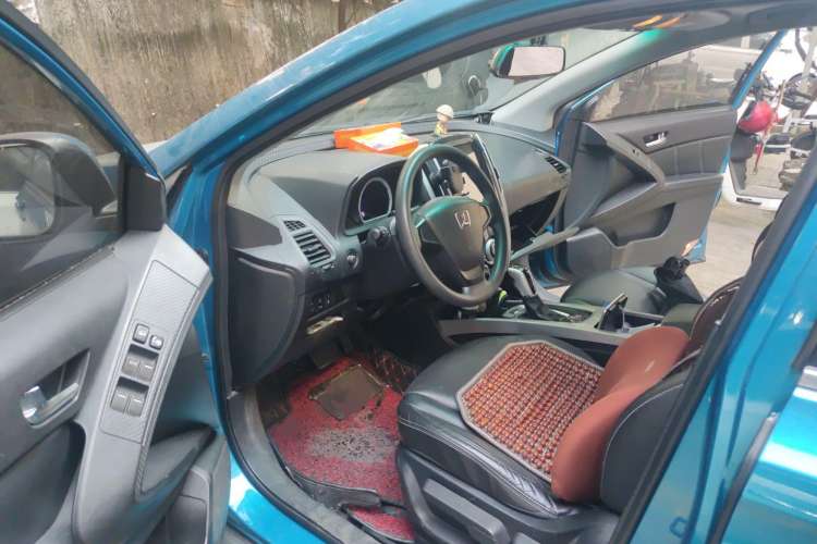 Used Luxgen U6 SUV 2015 1.8T Enhanced Charm Edition Driver Seat