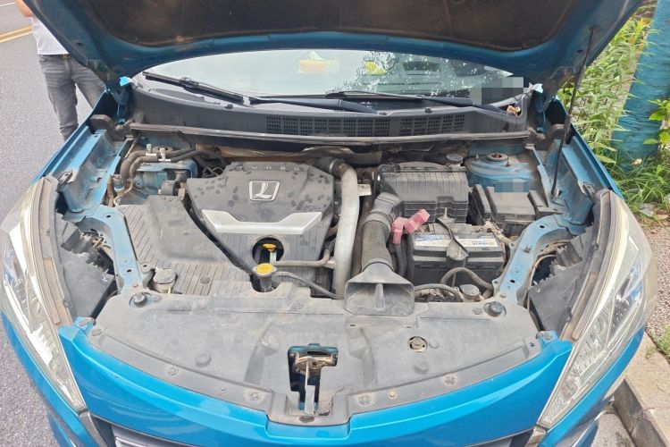 Used Luxgen U6 SUV 2015 1.8T Fashion Edition Engine Bay