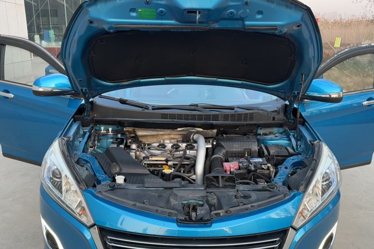 Used Luxgen U6 SUV 2015 1.8T New Innovation Upgrade Engine Bay