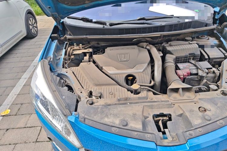 Used Luxgen U6 SUV 2015 1.8T Fashion Edition Engine Bay Right