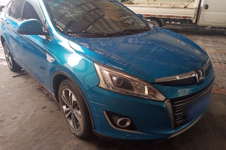 Used Luxgen U6 SUV 2015 1.8T Fashion Edition Exterior 1