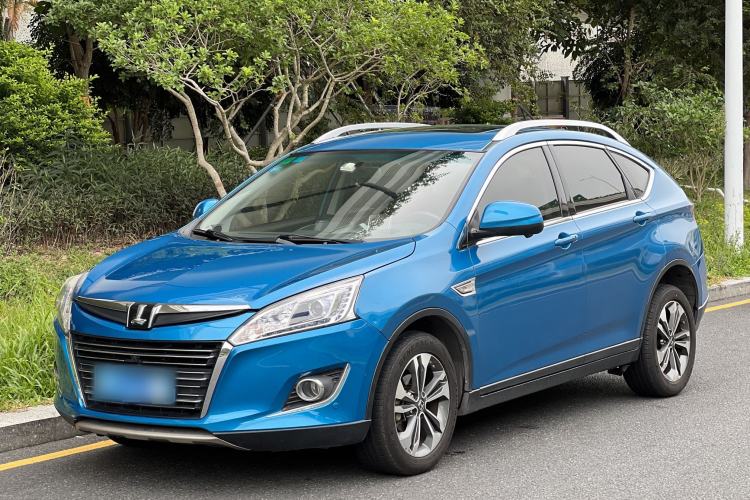 Used Luxgen U6 SUV 2015 1.8T ZhiZun Model Exterior 2